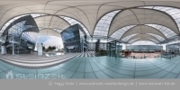 München Flughafen - Treppe